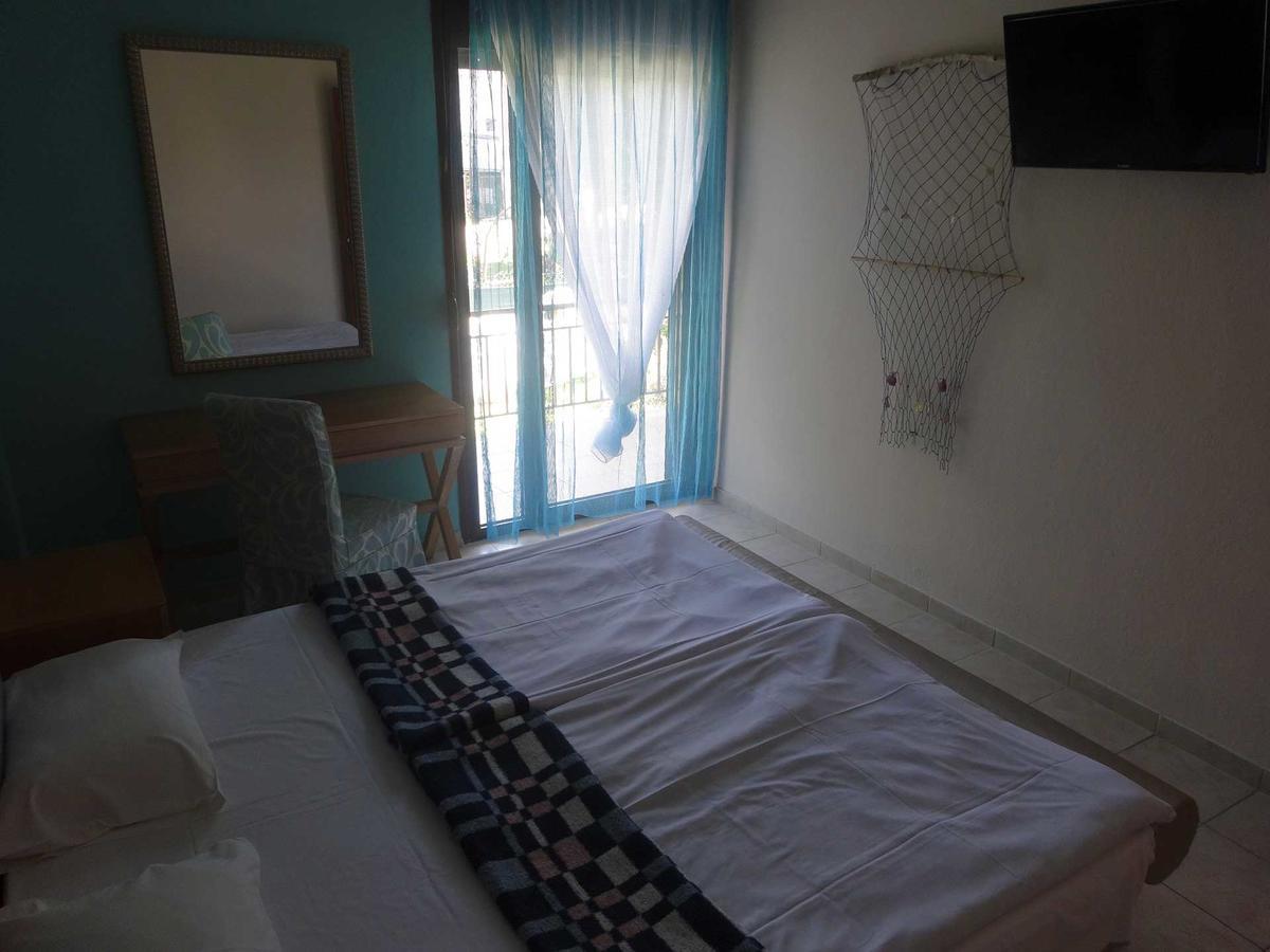 Villa Maria Apartments Полихроно Екстериор снимка